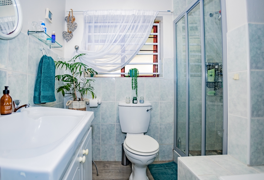 3 Bedroom Property for Sale in Kleinbosch Western Cape